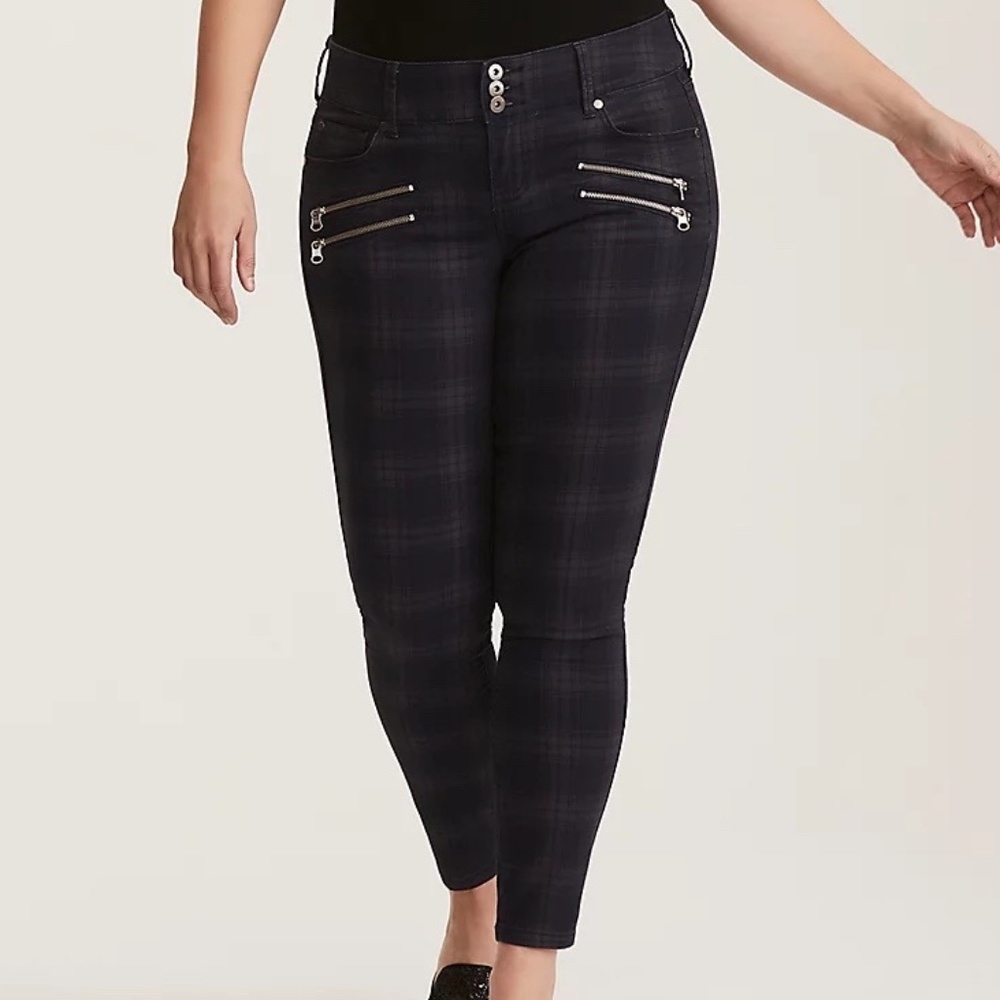 Torrid Multi Zip Plaid Jeggings Size 18